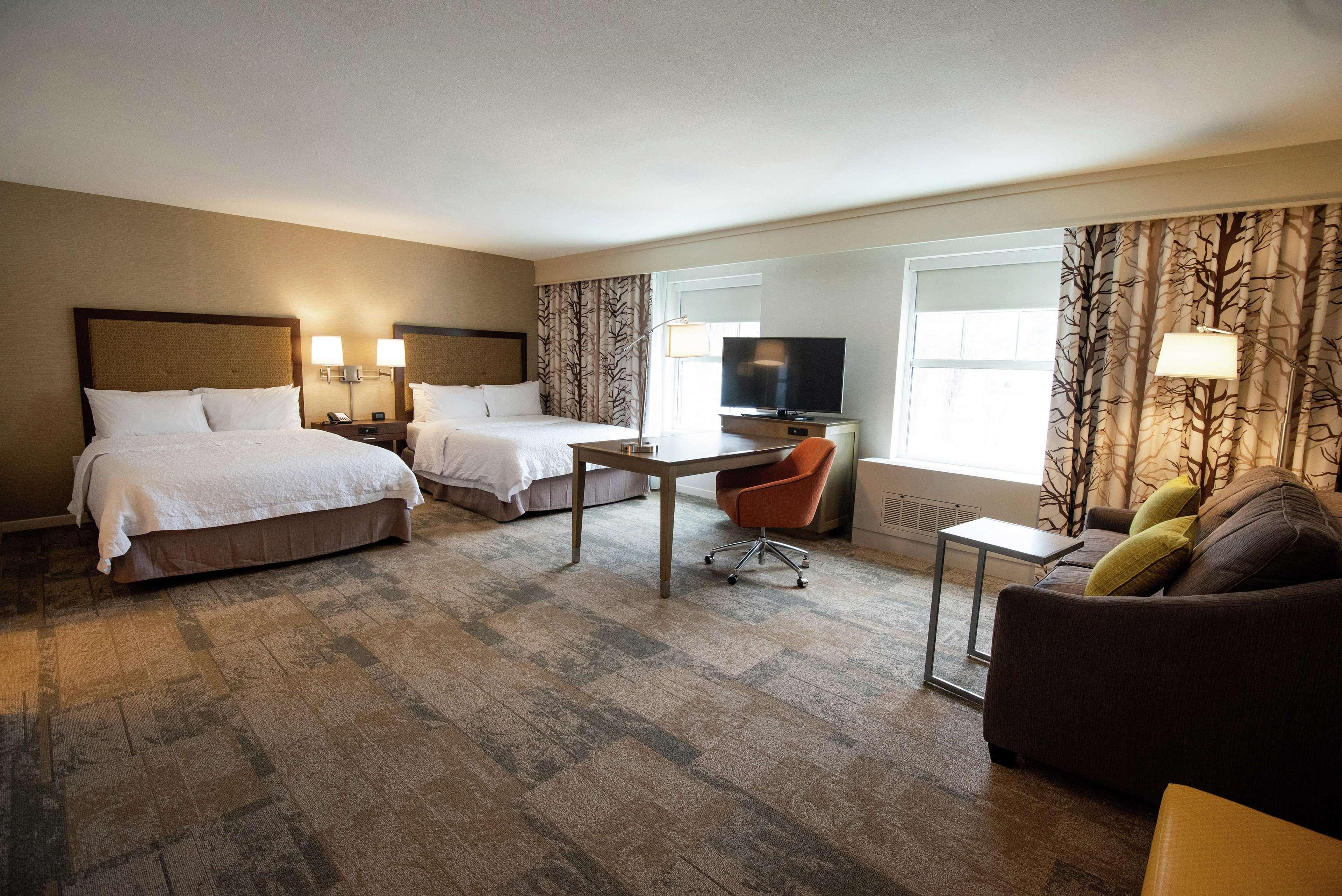 Hampton Inn & Suites Manchester, Vt מראה חיצוני תמונה