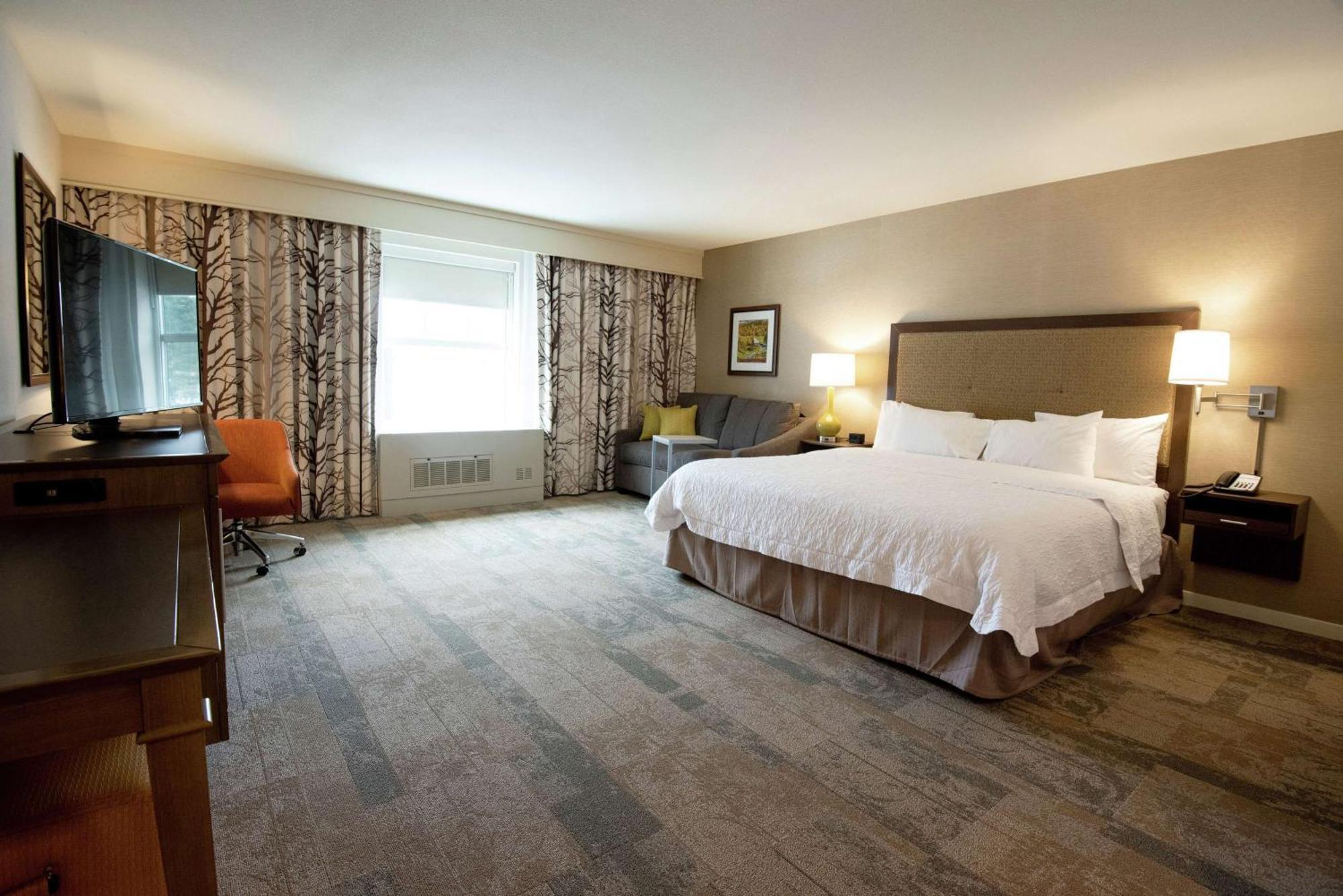 Hampton Inn & Suites Manchester, Vt מראה חיצוני תמונה