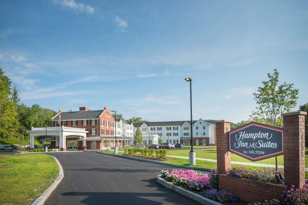 Hampton Inn & Suites Manchester, Vt מראה חיצוני תמונה