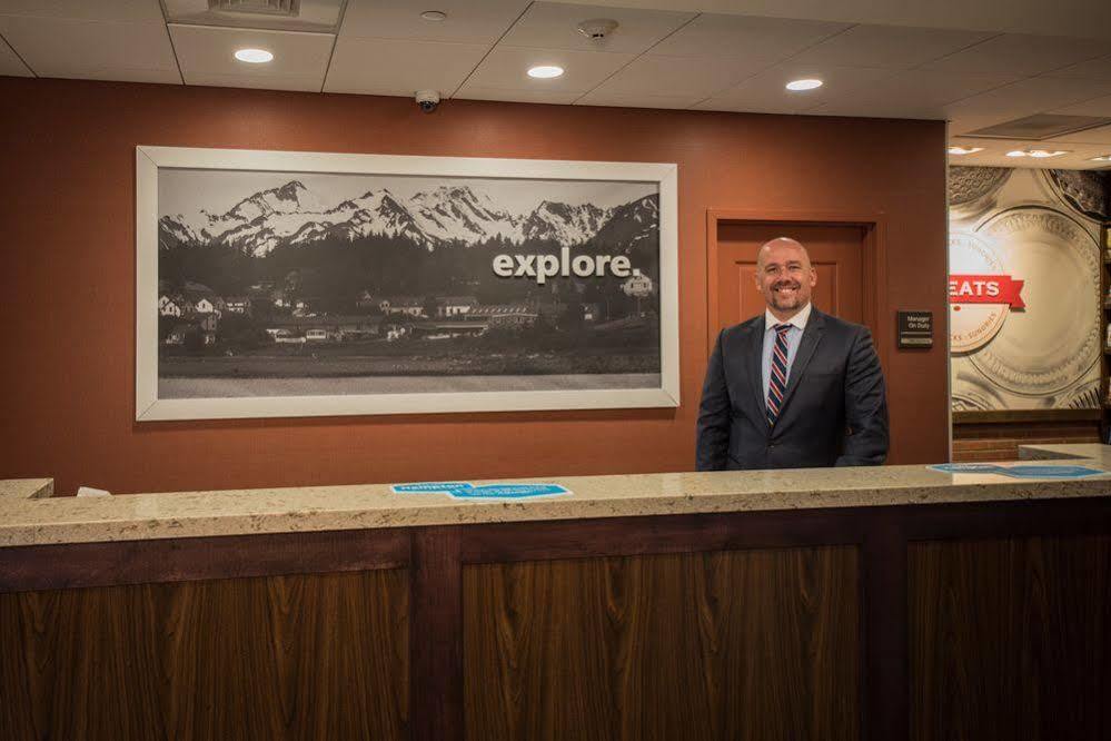Hampton Inn & Suites Manchester, Vt מראה חיצוני תמונה